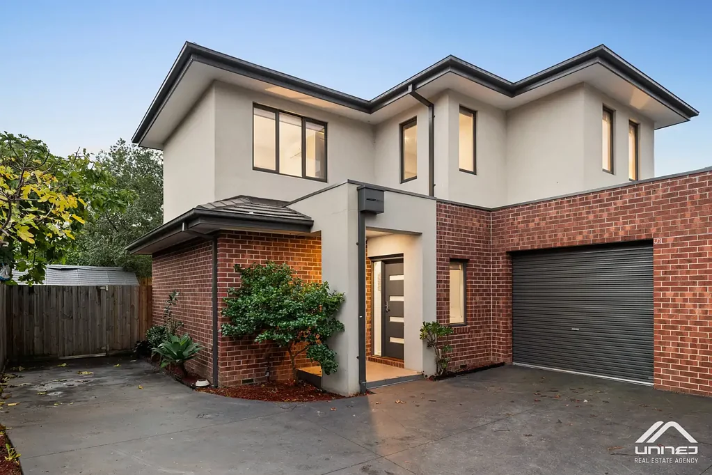 Box Hill 4 Bedroom Low-Maintenance Living with Dual Master Suites & No Owners Corp