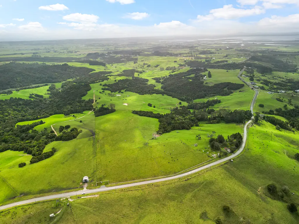 Kaingaroa Coast to Coast Views!