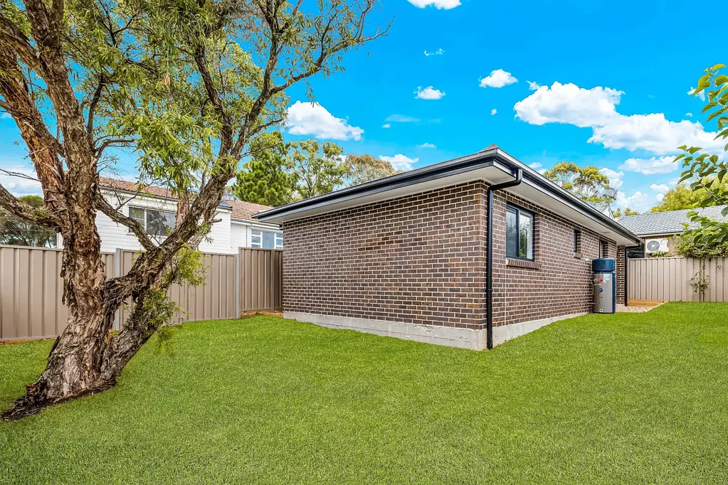 Private & Modern Granny Flat in a Convenient Location