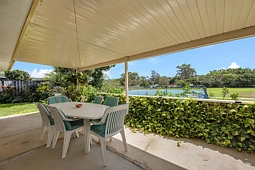 2/16 Dauphin Crescent, Merrimac