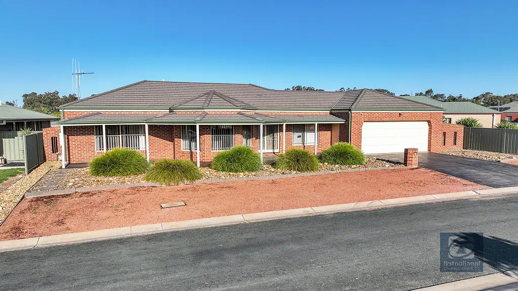 8 John Close, Echuca, VIC 3564