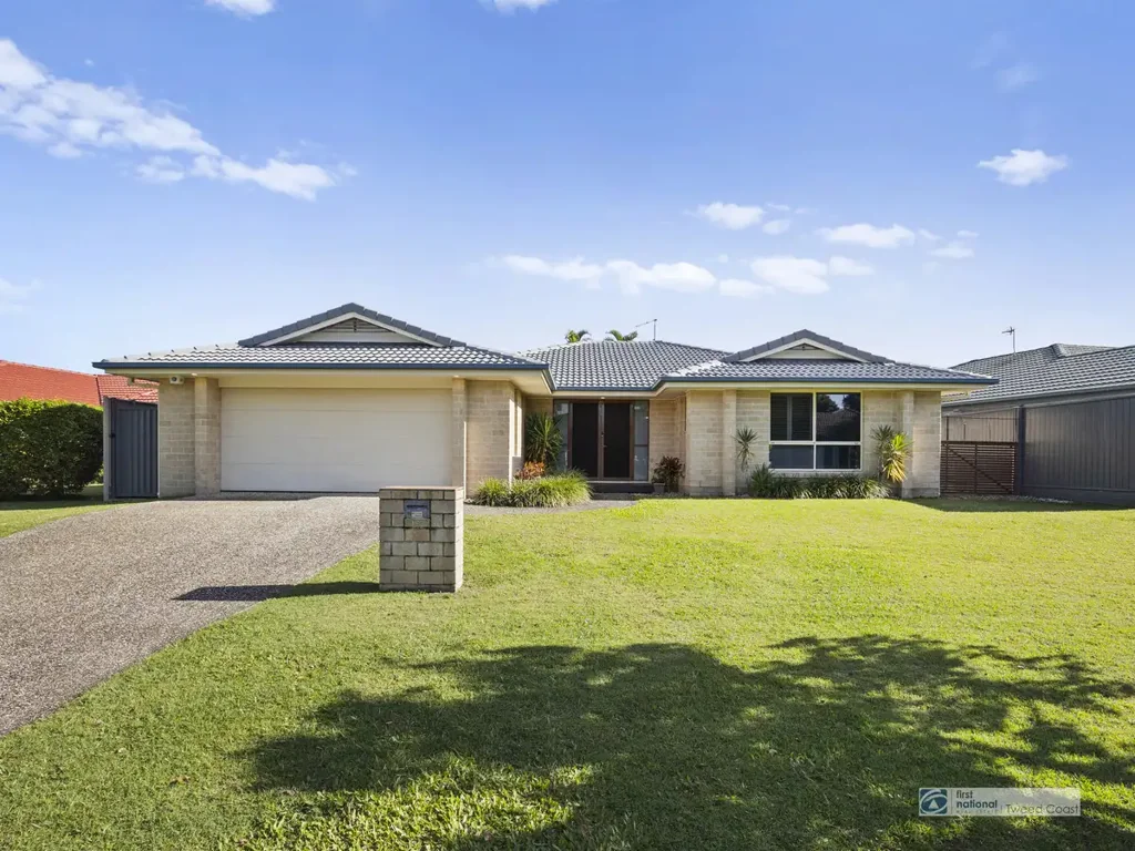 Family Home in Sought-After Flame Tree Park Estate