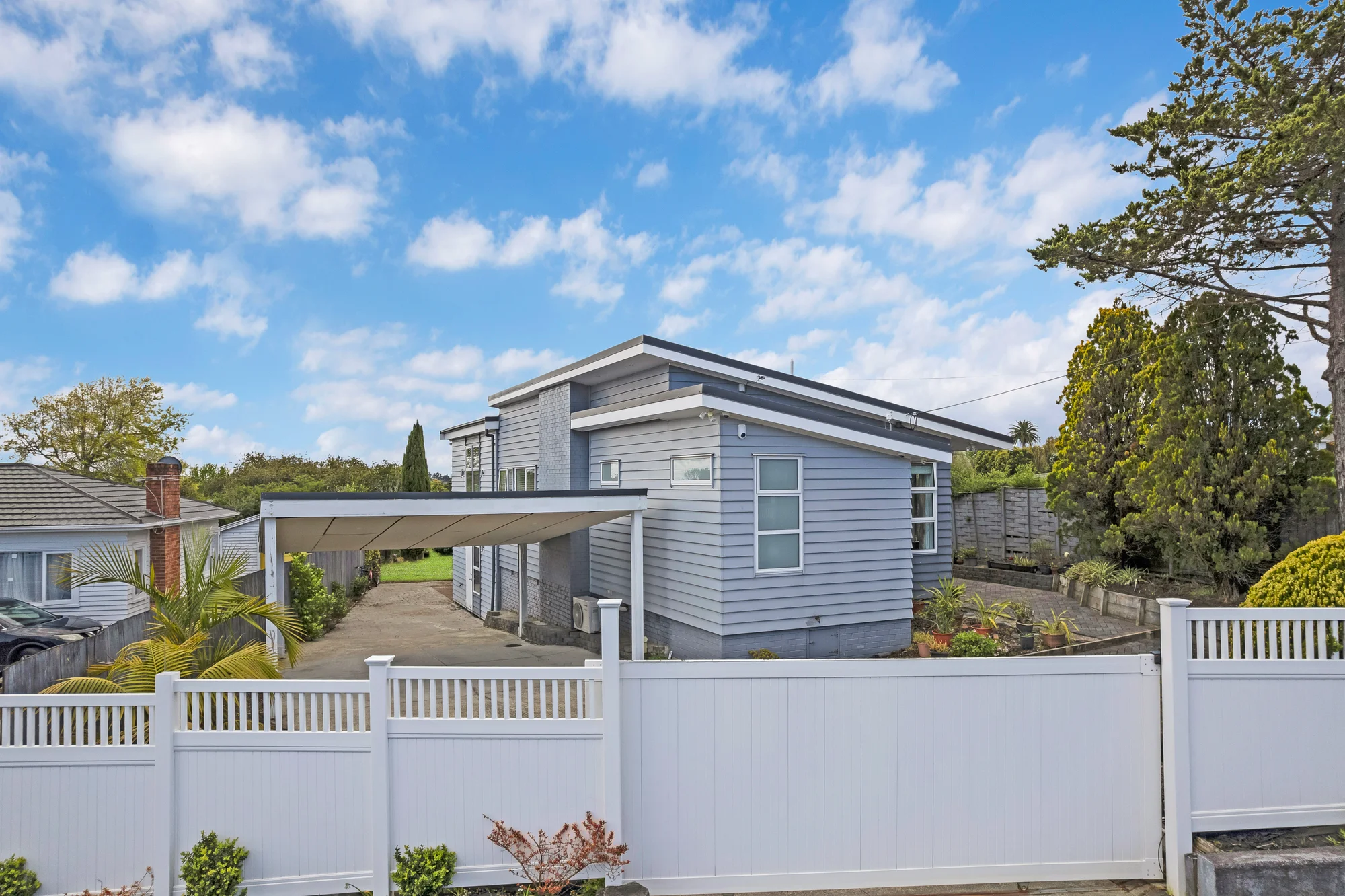 Blockhouse Bay 4Zimmer Space, Style & Future Potential in the Bay