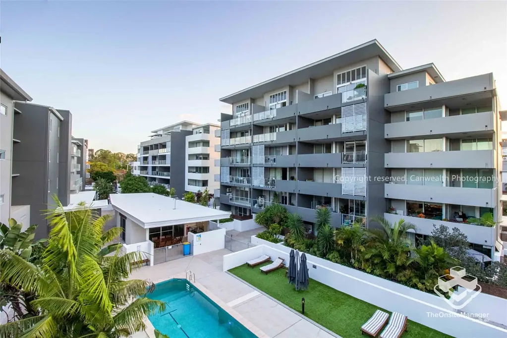 2 BEDROOM 2 BATH FURNISHED/UNFURNISHED APARTMENT IN CENTRAL INDOOROOPILLY