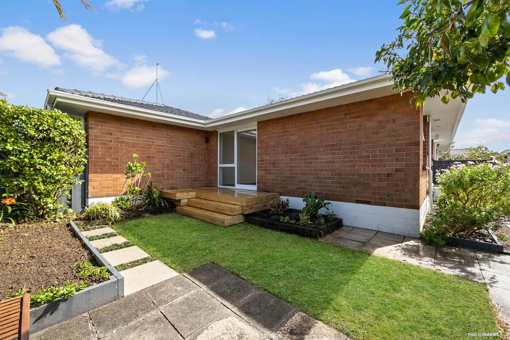 Ellerslie 2Kwarto Renovated & Ready for You!