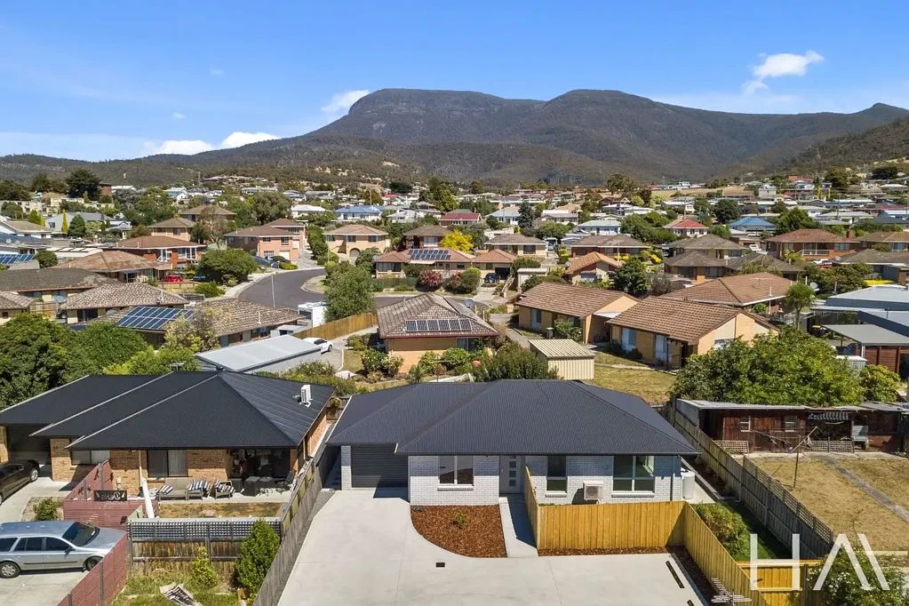 Glenorchy 2房  Where Modern Comfort Meets Unbeatable Convenience.