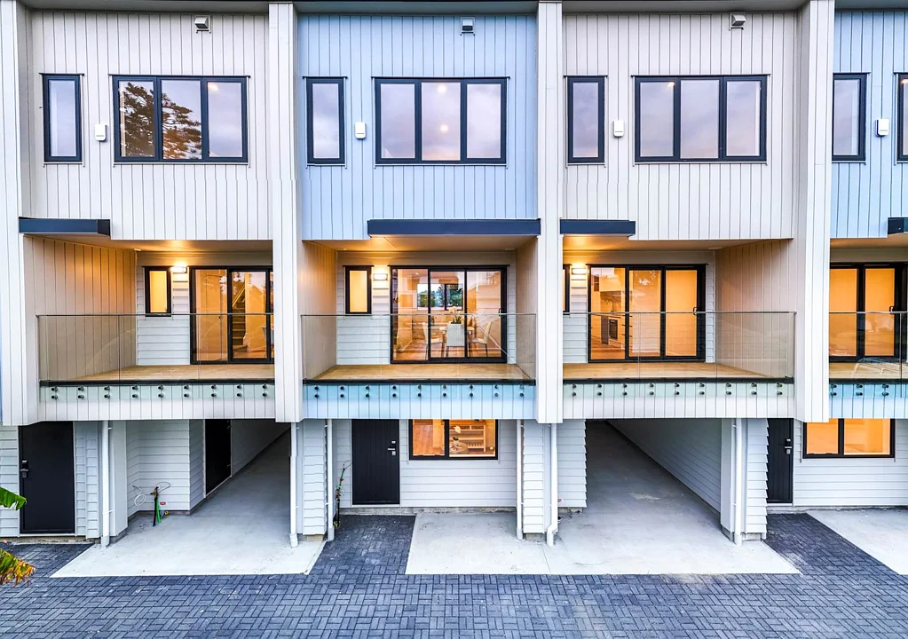 Te Atatu Peninsula 2ਬੈੱਡਰੂਮ Brand New, Elegant and Value Packed