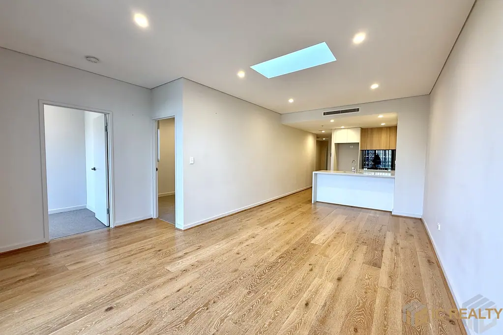 Exquisite 3-Bedroom + 1 study, 2-Bathroom, 2-Car Space in Norwest
Family Haven with Sunset Views, Spacious Living & Exclusive Amenitie