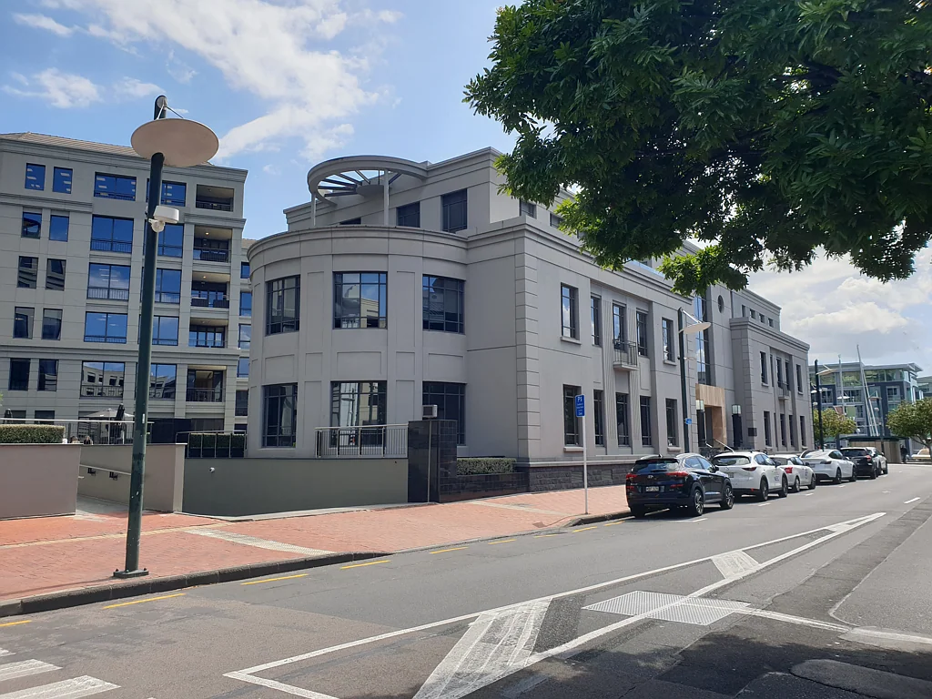 Auckland Central Small office within thriving viaduct