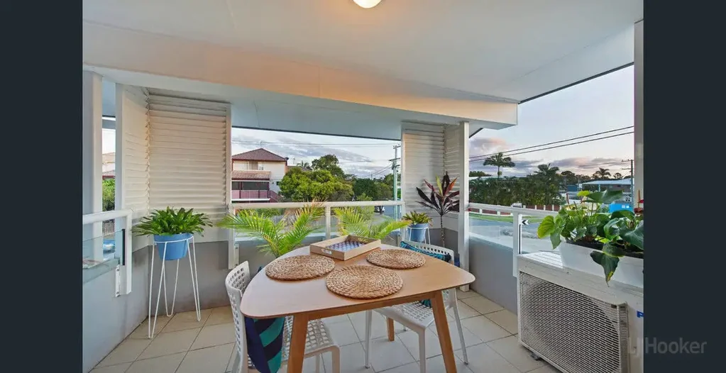 Modern & Spacious Apartment - Great Location!