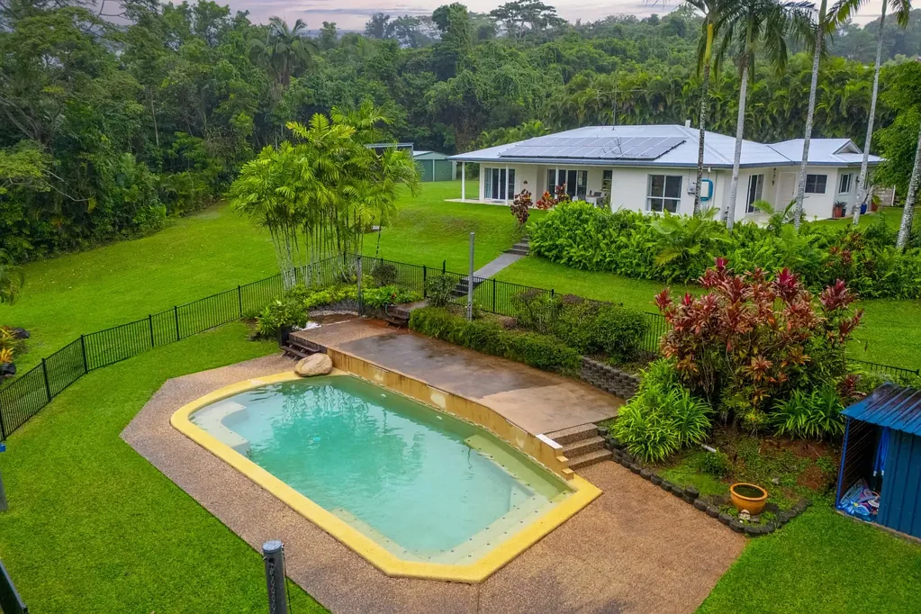 191 Lindsay Road, Carmoo, QLD 4852