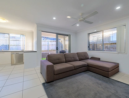 1 & 2/10 Awoonga Crescent, Morayfield, Moreton Bay Region, 4 રૂમ, 3 બાથરૂમ, House