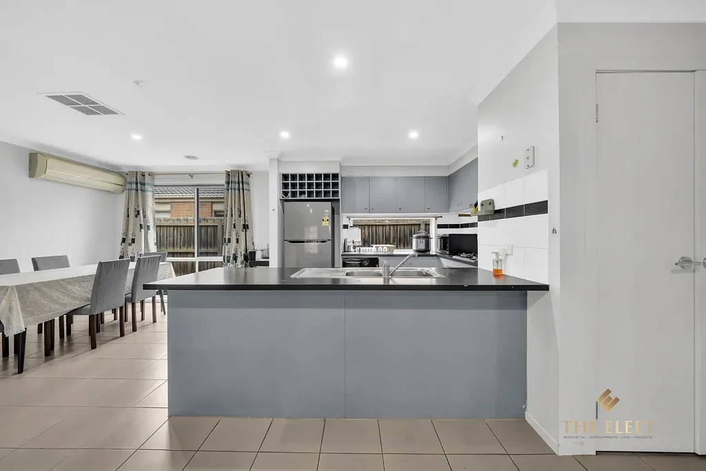 Truganina 3Zimmer Massive Land, Best ROI & Endless Backyard Space in Prime Truganina Location