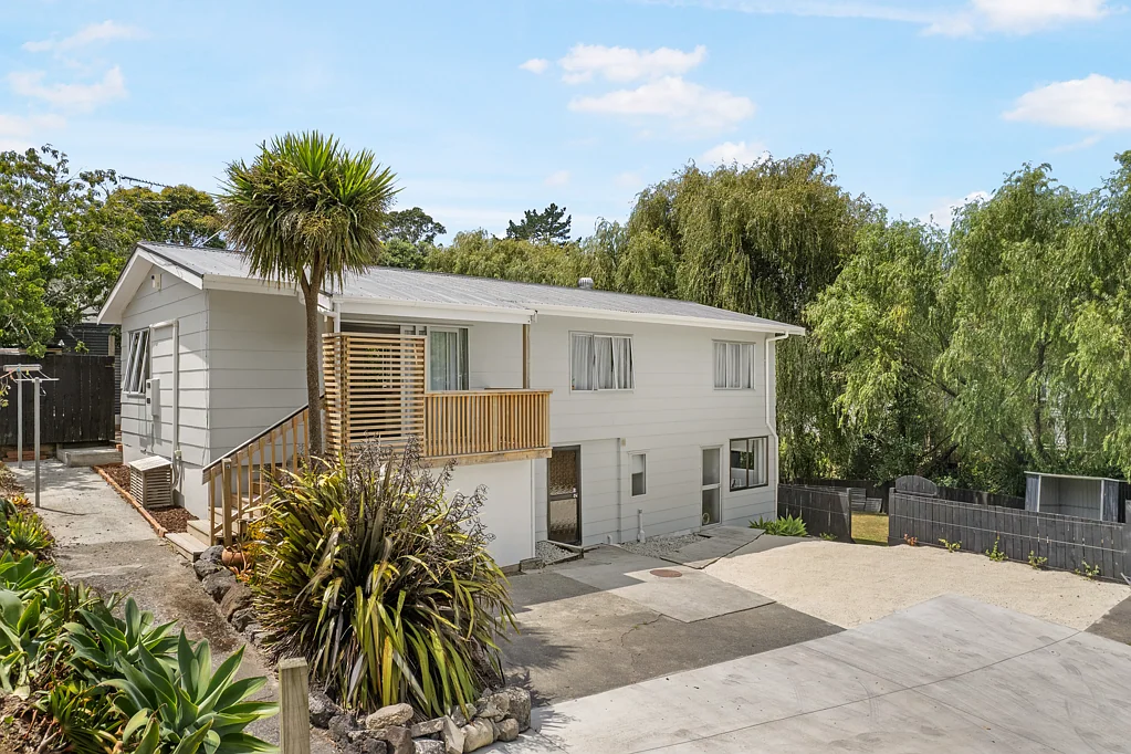 101A Kemp Road, Massey, Waitakere City, Auckland