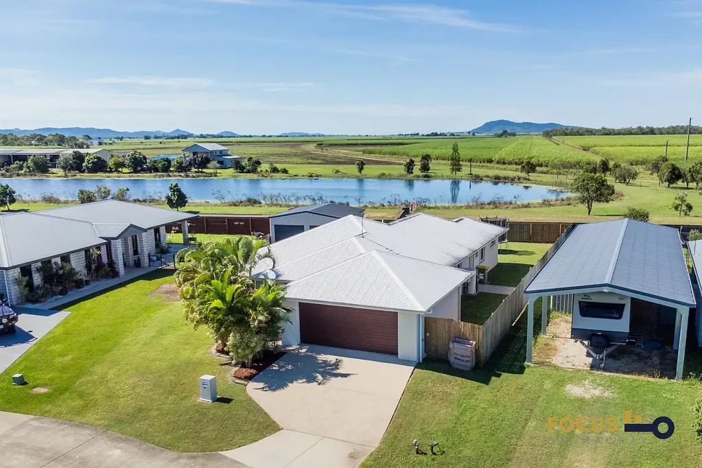 17 Patricia Circuit, Mirani, QLD 4754