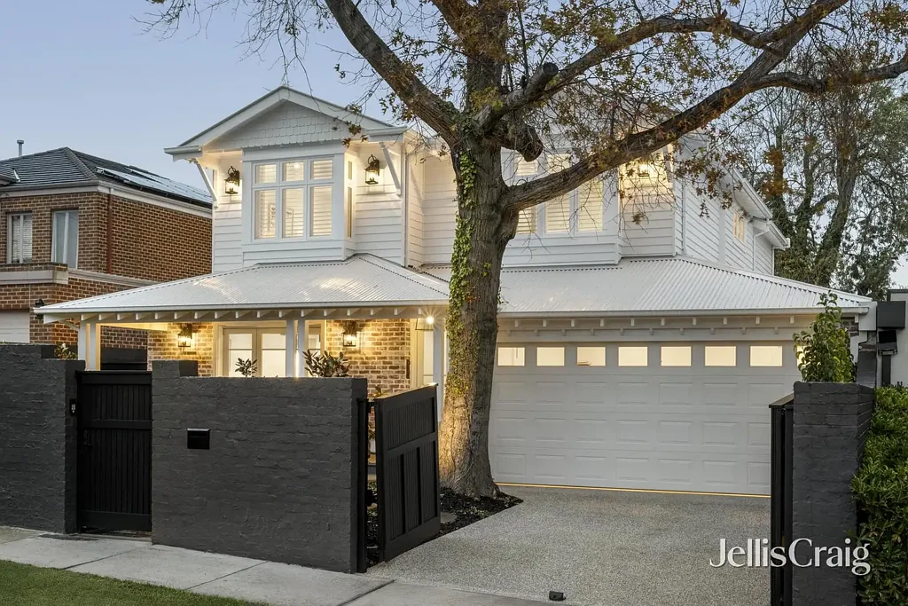 Brighton East 4Moenga Private Hamptons Oasis