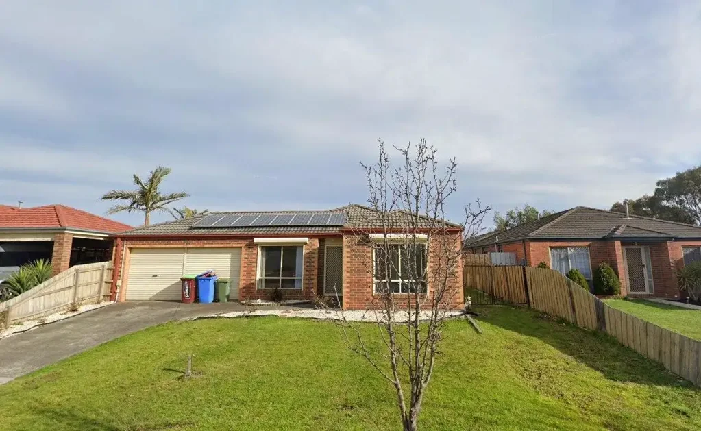 Primely Located & Spacious Family Home!