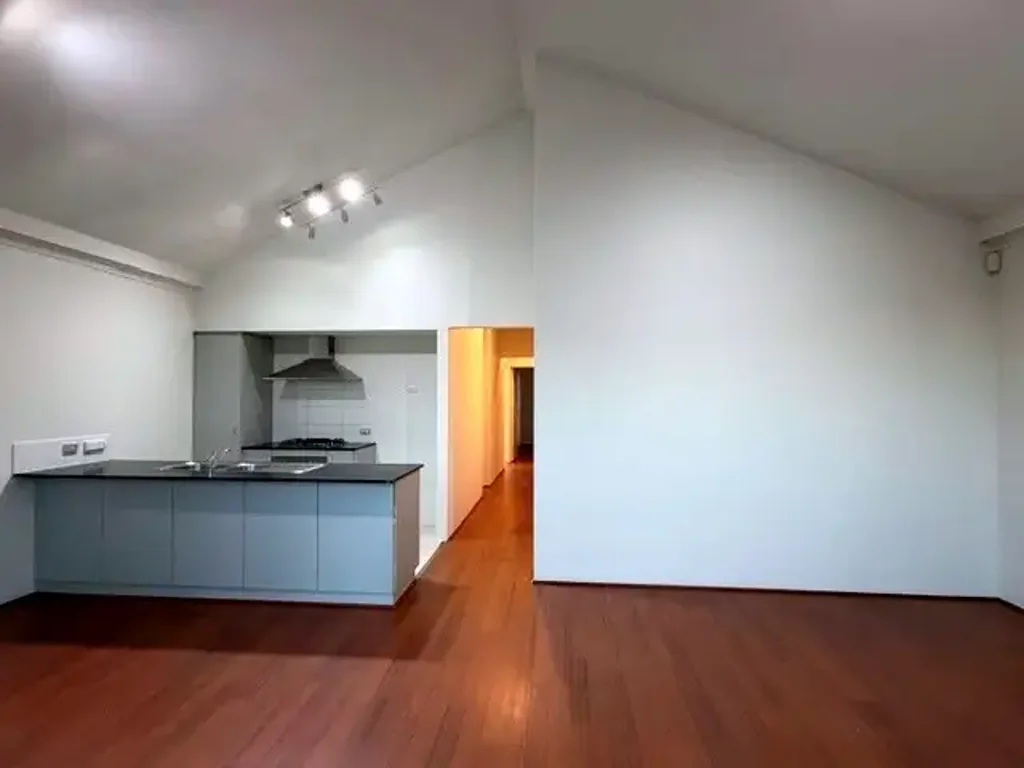 Modern Family Living with Low-Maintenance Lifestyle in the Heart of Brabham!
