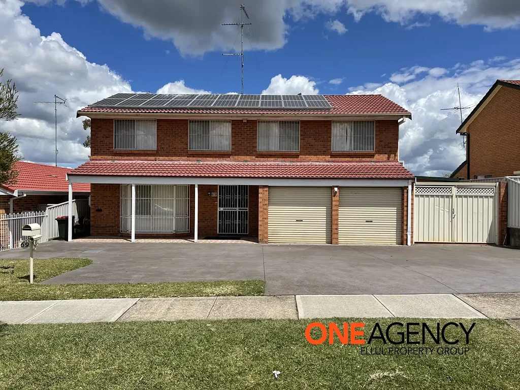 Huge 5-bedroom Family Home