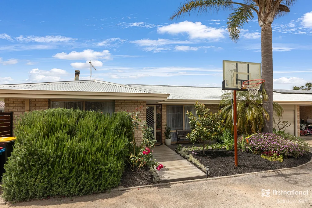 66B Sierra Crescent, Orana, WA 6330