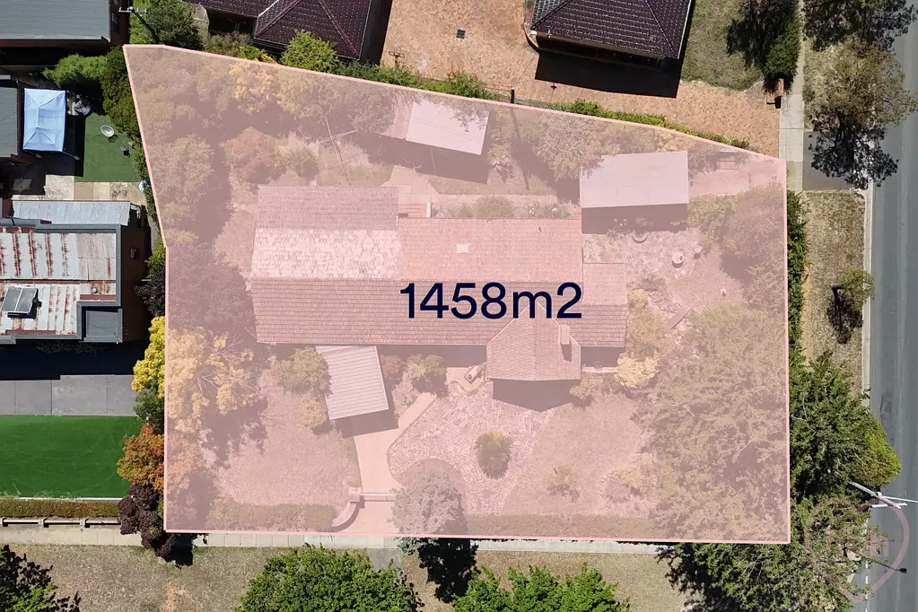 Braddon 4chambre vintage.delight on 1458 sq metres in Braddon