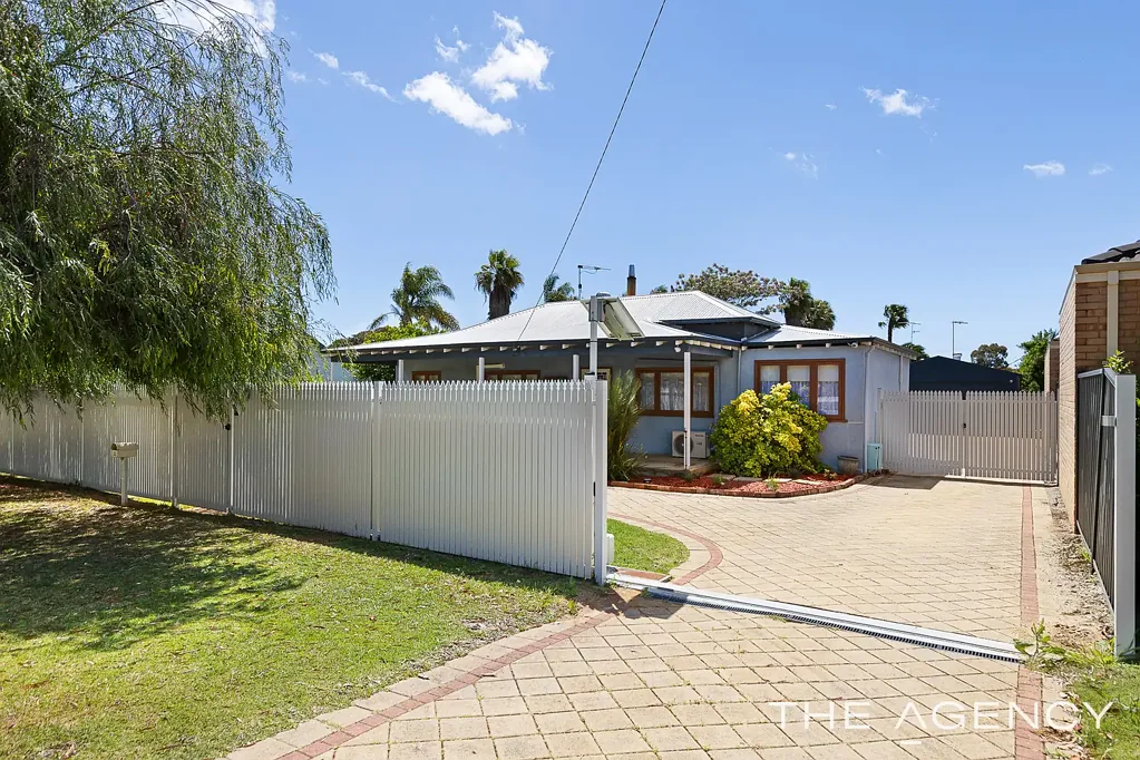 32 Cooper  Street, Mandurah, WA 6210