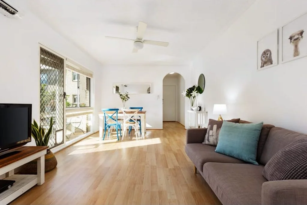 Quiet and Modern One Bedroom Apartment at the Rear of the Block