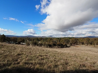 Elmhurst 1.61HA (3.98 Acres) Superior Land Offering With Views & Services