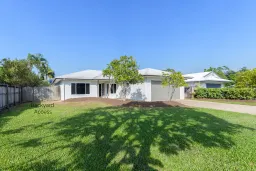 30 Corella Street, Port Douglas