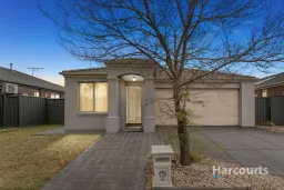 10 Ormesby Place, Deer Park