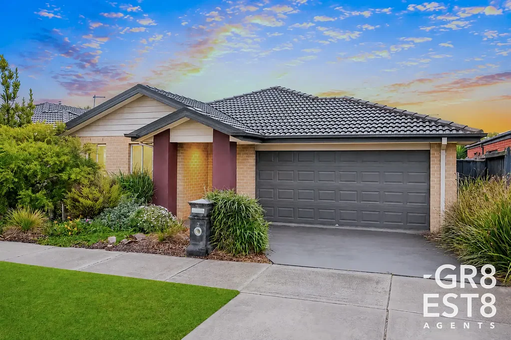 Spacious Family Home with Alfresco Charm