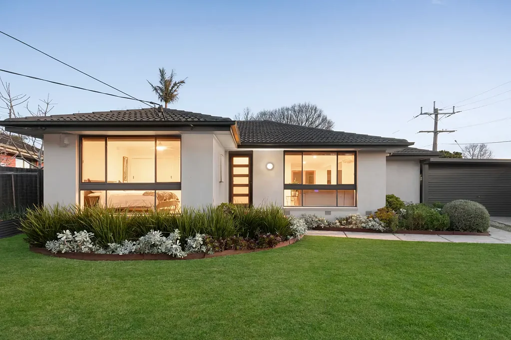 Kilsyth 3ਬੈੱਡਰੂਮ Low-Maintenance Living with Abundant Appeal.