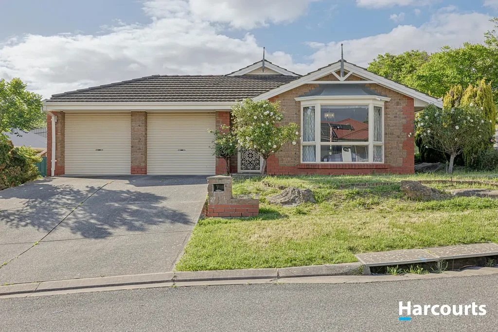 Golden Grove 3ਬੈੱਡਰੂਮ Move Straight In! Freshly Renovated & Effortless Living in a Quiet Golden Grove Pocket