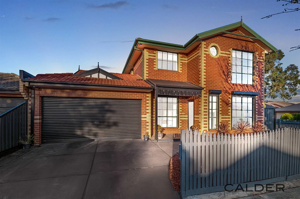 8 Oarsome Drive, Delahey, VIC 3037