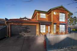 8 Oarsome Drive, Delahey