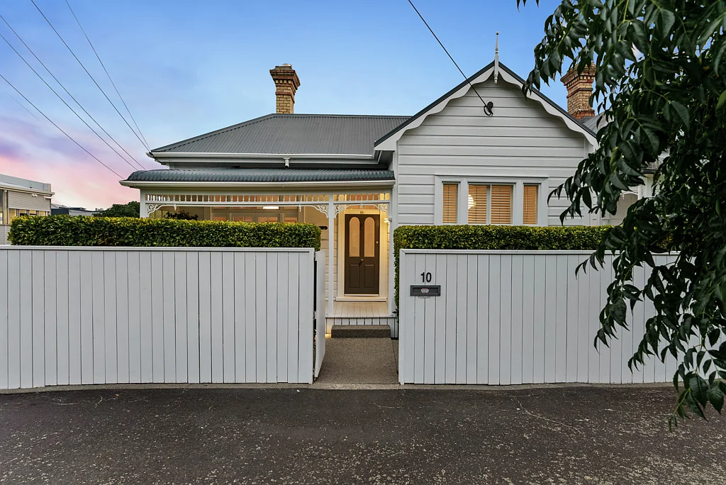 Grey Lynn 3ਬੈੱਡਰੂਮ Timeless charm in Grey Lynn