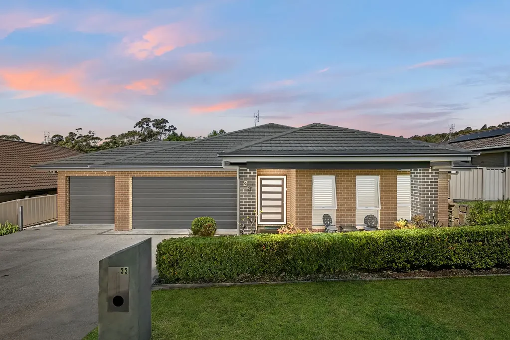 33 Kingfisher Drive, Fletcher, NSW 2287