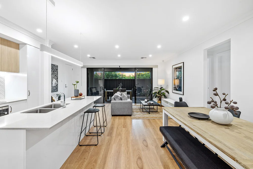 2/3a Barker Avenue, Findon, SA 5023