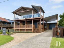 22 Blue Gum Avenue, Sandy Beach