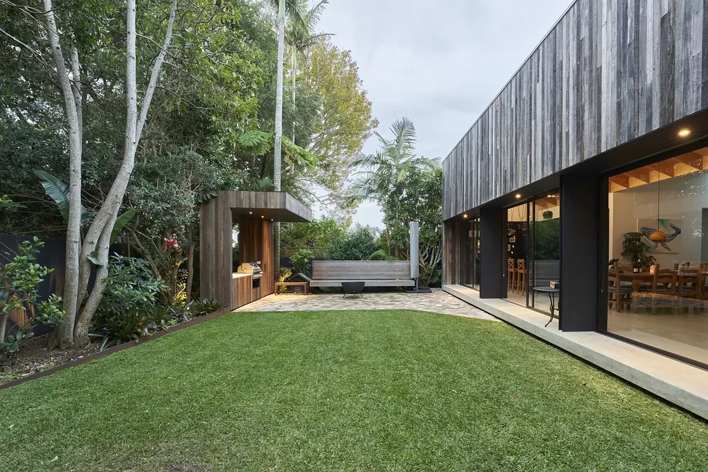 Bilgola Plateau 3ਬੈੱਡਰੂਮ A Mid Century Character Home, Architecturally Reimagined for Modern Living