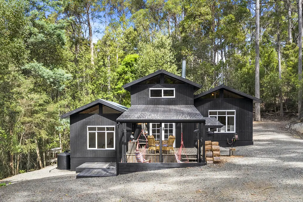Eaglehawk Neck 2غرفة نوم Rainforest Retreat with Creek and Cottage, Steps from Pirates Bay