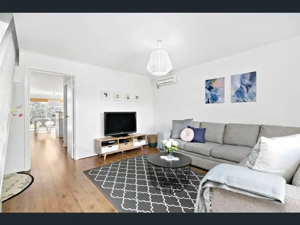 Mitchell Park 3ਬੈੱਡਰੂਮ A NEAT & TIDY 3 BEDROOM TOWNHOUSE