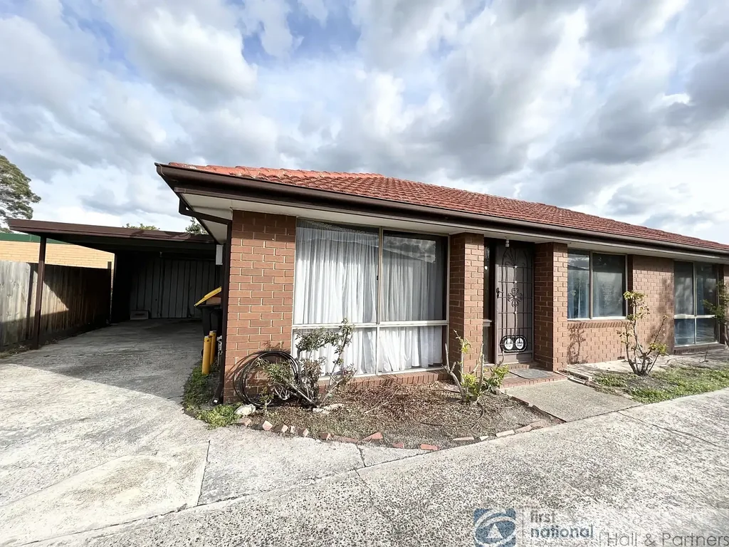 LARGE SPACIOUS UNIT IN CENTRAL LOCATION