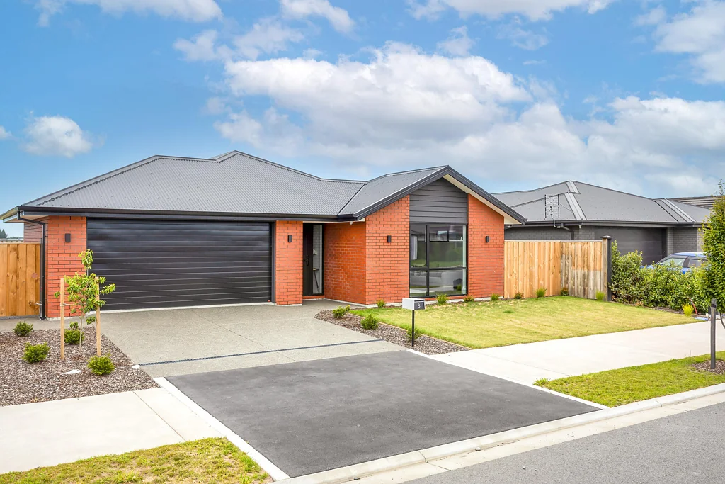 Rolleston 4房  Perfect Trifecta - Location, Style & Space!