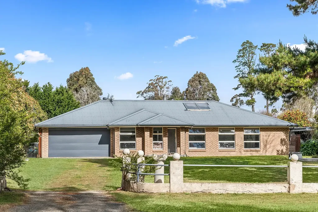 Wingello 4 Bedroom A Modern Country Lifestyle in the Heart of Wingello