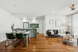 32/68 Benson Street, Toowong