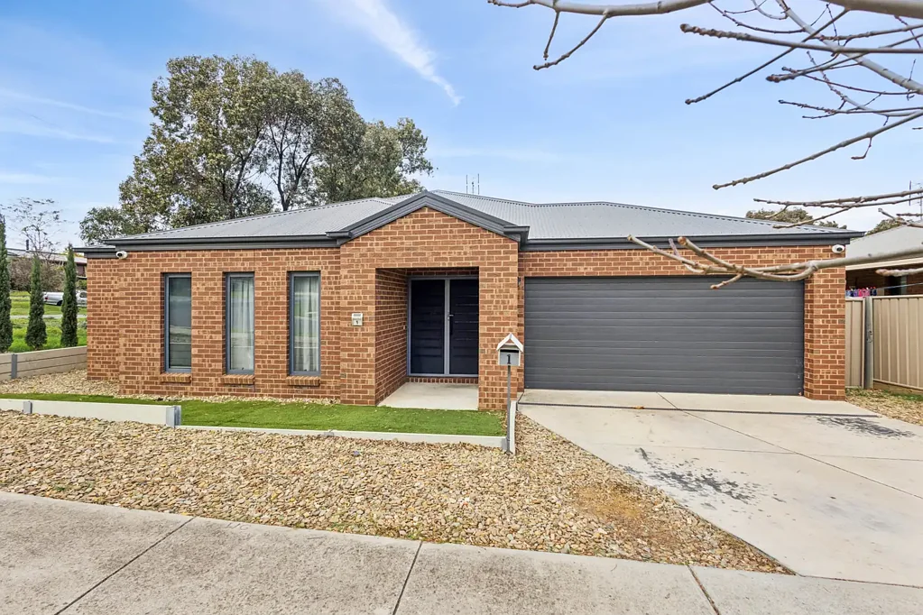 Golden Square 4chambre A Practical Family Home with Space for Everyone