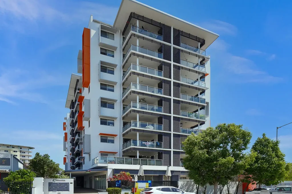 Larrakeyah 2 Bedroom Spectacular sea views and an easy stroll to the CBD!