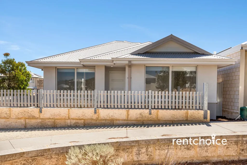 4-Bed low maintenance Family Home in Alkimos