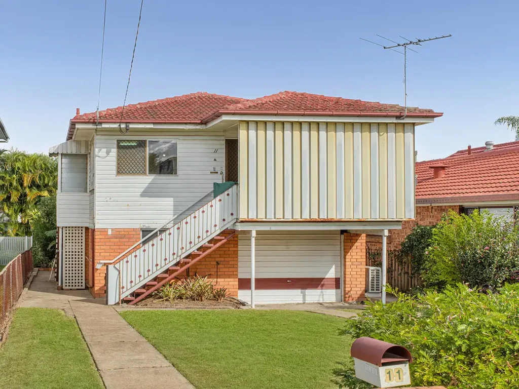 Corinda 3Moenga Well-Positioned Property Brimming With Investment Appeal